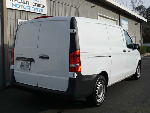 Used 2020 Mercedes-Benz Metris image 18