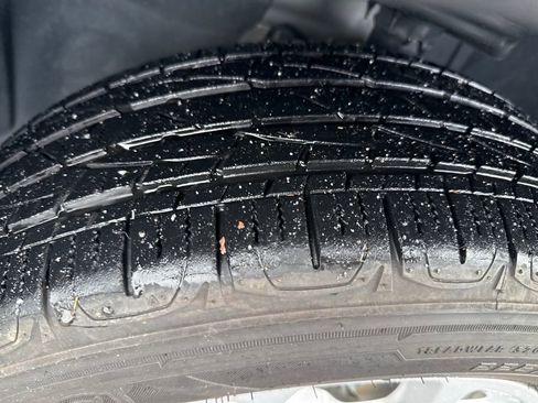 Used 2024 Jeep Compass Latitude w/ Convenience Group image 37