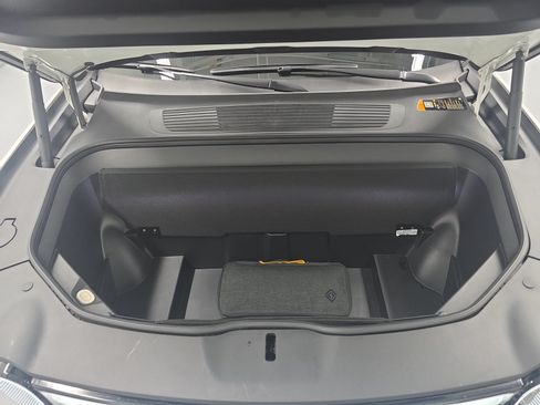 Used 2024 Rivian R1S Adventure Quad AWD/4WD image 14