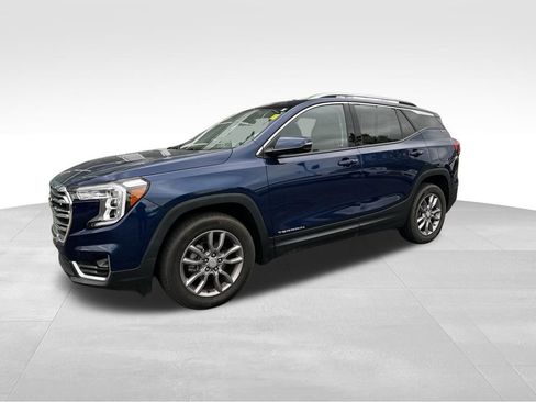 Used 2023 GMC Terrain SLT AWD/4WD image 1