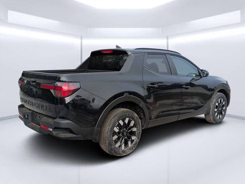 New 2026 Hyundai Santa Cruz SEL FWD image 3