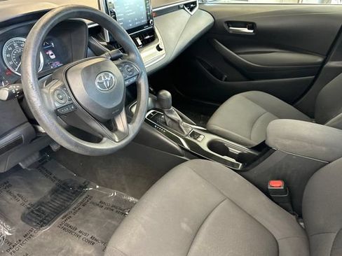 Used 2021 Toyota Corolla LE FWD image 11