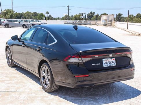 Certified 2023 Honda Accord EX image 4