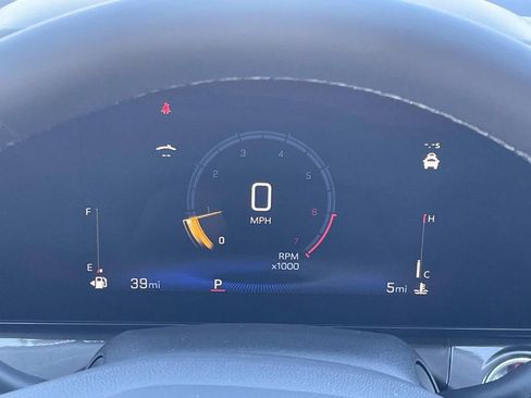 New 2026 Chevrolet Trax ACTIV w/ Sunroof Package image 28