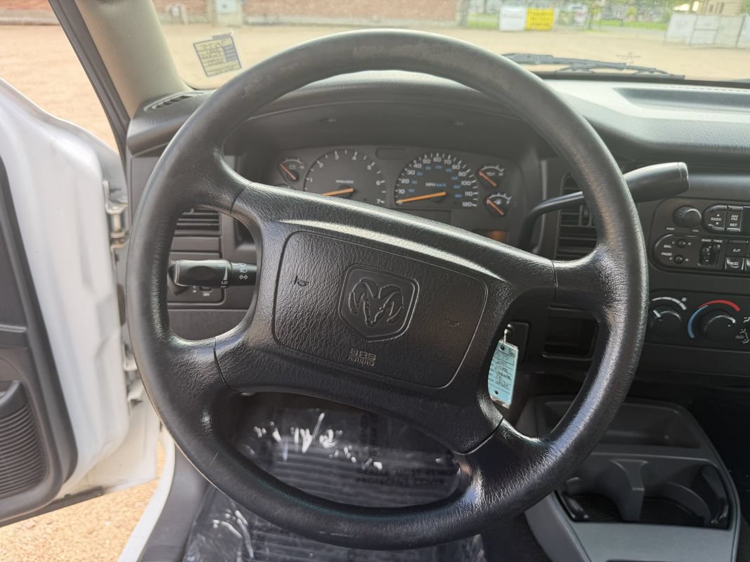 Used 2001 Dodge Dakota 2WD Club Cab image 13