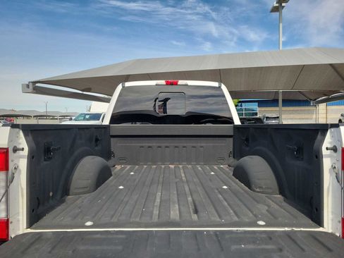 Used 2017 Ford F250 Lariat w/ Lariat Ultimate Package image 23