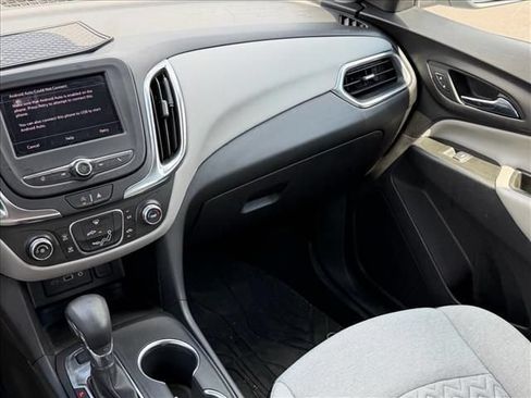 Used 2022 Chevrolet Equinox LS w/ LPO, Floor Liner Package AWD/4WD image 10