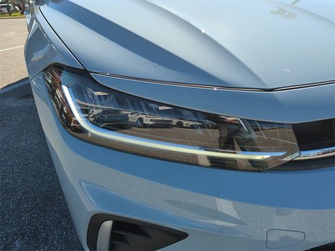 New 2026 Volkswagen Jetta SE image 13