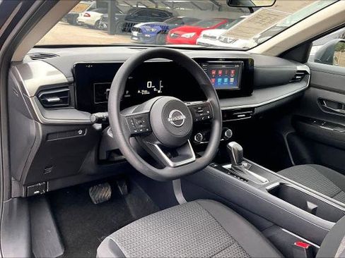 Certified 2025 Nissan Kicks S image 17