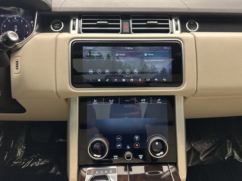 Used 2019 Land Rover Range Rover Supercharged image 20