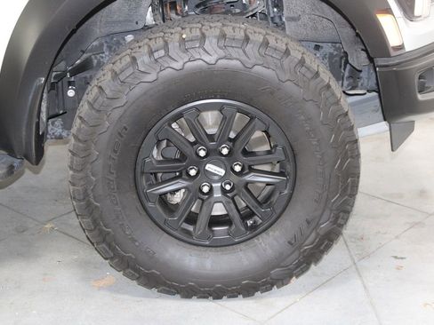 Used 2024 Ford F150 Raptor image 13