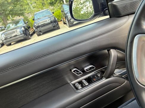 Certified 2022 Land Rover Range Rover Long Wheelbase First Edition AWD/4WD image 32