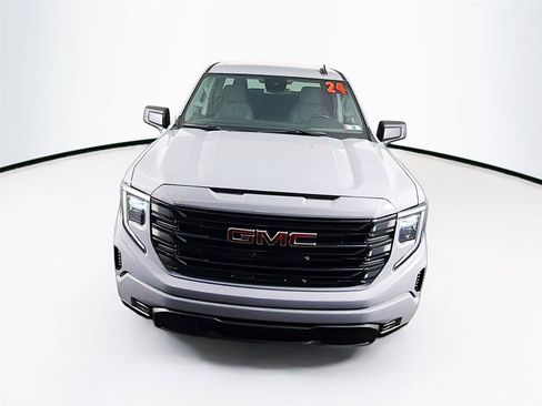 Used 2024 GMC Sierra 1500 Elevation AWD/4WD image 13
