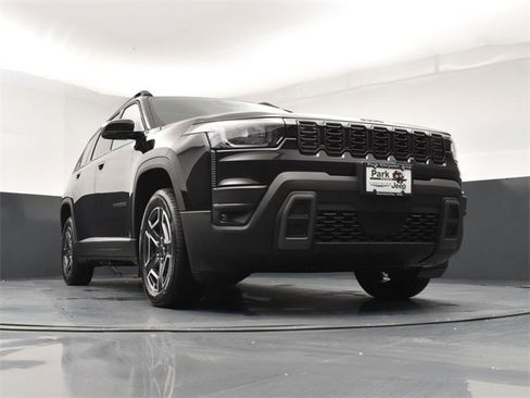 New 2026 Jeep Cherokee Limited image 14
