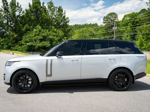 Used 2023 Land Rover Range Rover Long Wheelbase SE AWD/4WD image 12