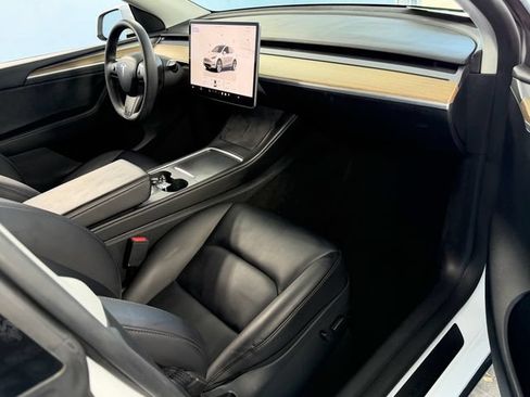 Used 2023 Tesla Model Y Long Range AWD/4WD image 13