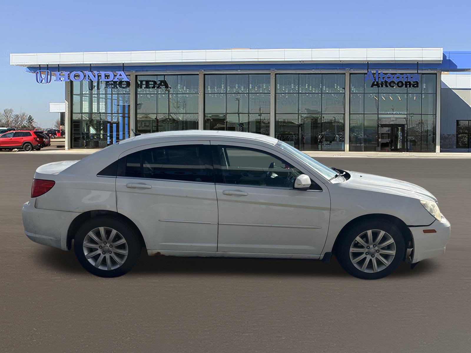 Used 2010 Chrysler Sebring Limited FWD image 6