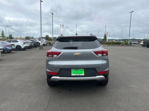 Used 2024 Chevrolet TrailBlazer LT AWD/4WD image 6