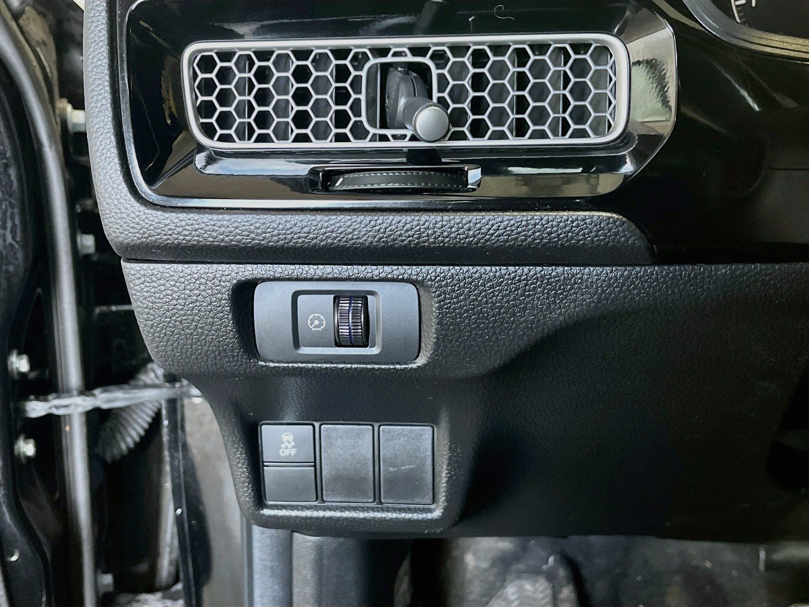 Used 2025 Honda Civic Sport image 10