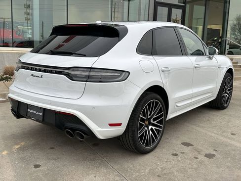 New 2026 Porsche Macan S image 7