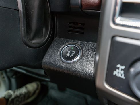 Used 2017 Ford F350 Platinum w/ Platinum Ultimate Package image 35