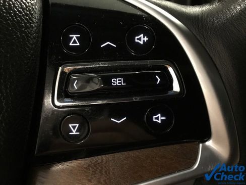 Used 2017 Cadillac Escalade Luxury image 50