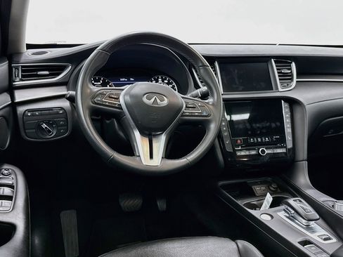 Used 2023 INFINITI QX50 Luxe FWD image 17