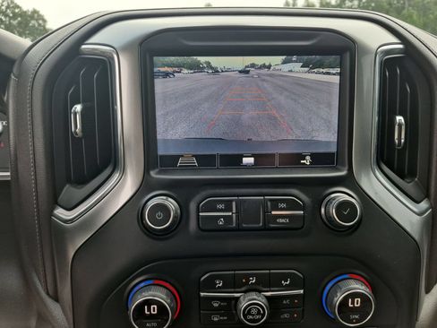 Used 2020 Chevrolet Silverado 1500 LT Trail Boss AWD/4WD image 14