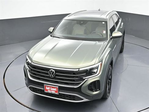 Used 2026 Volkswagen Atlas Cross Sport SE image 37