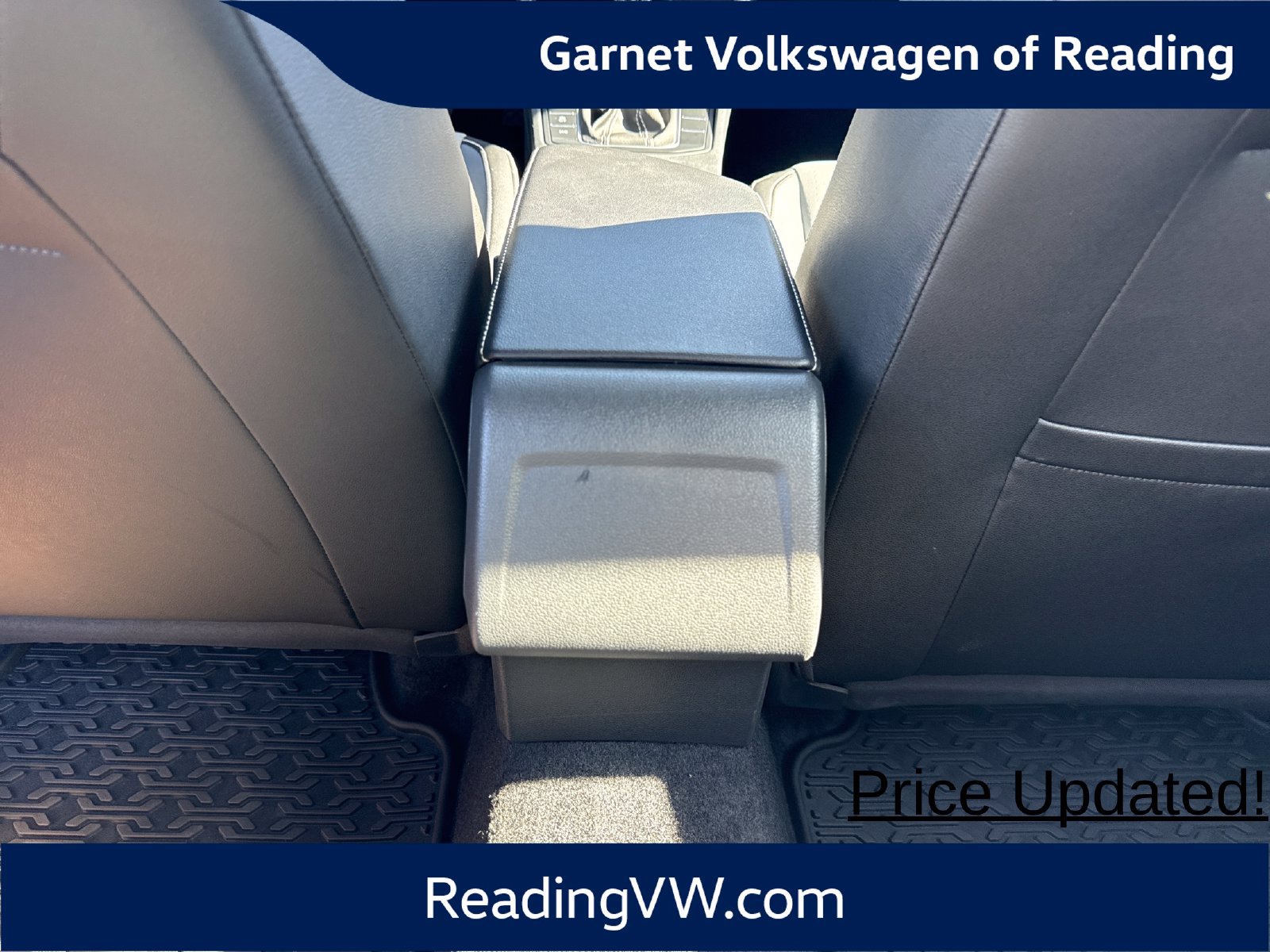 Certified 2025 Volkswagen Jetta SE FWD image 36
