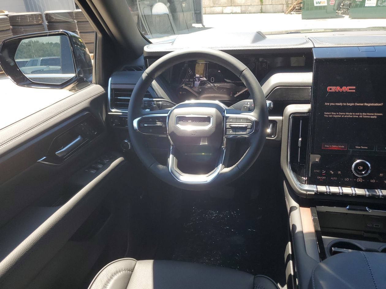 New 2026 GMC Yukon Denali RWD image 13