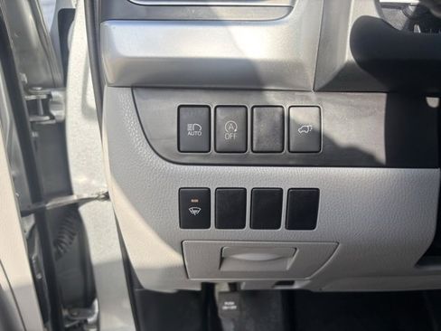 Used 2019 Toyota Highlander XLE image 30