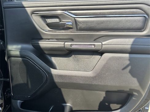 Used 2022 RAM 1500 Limited w/ Body Color Bumper Group image 16