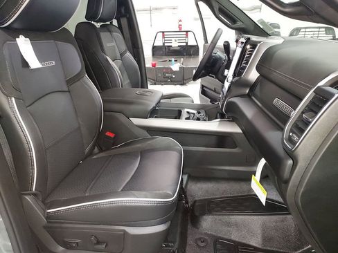 New 2026 RAM 5500 Tradesman w/ Laramie Trim Package image 30