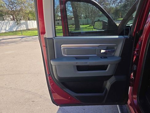 Used 2014 RAM 1500 Lone Star image 23