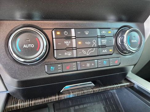Used 2020 Ford F250 Lariat AWD/4WD image 17