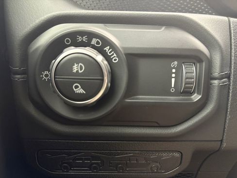 New 2026 Jeep Gladiator Mojave image 3