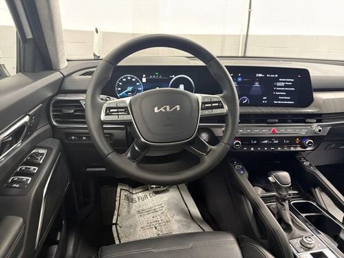 Certified 2024 Kia Telluride SX Prestige AWD/4WD image 23