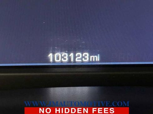 Used 2015 GMC Sierra 1500 SLT w/ SLT Crew Cab Value Package image 21