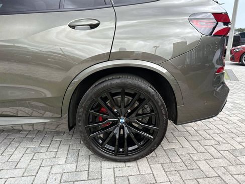 Used 2024 BMW X5 xDrive40i w/ M Sport Package AWD/4WD image 10