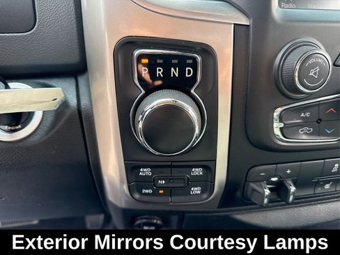Used 2017 RAM 1500 Big Horn AWD/4WD image 29