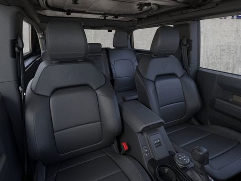 New 2026 Ford Bronco Badlands image 10