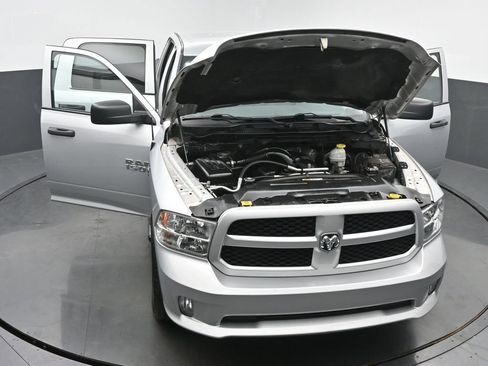 Used 2018 RAM 1500 Express w/ Express Value Package AWD/4WD image 60