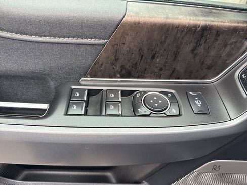 Used 2024 Ford F250 Lariat w/ Lariat Ultimate Package image 31