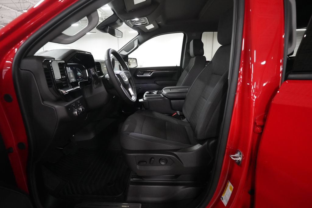 Certified 2026 GMC Sierra 1500 Elevation AWD/4WD image 7