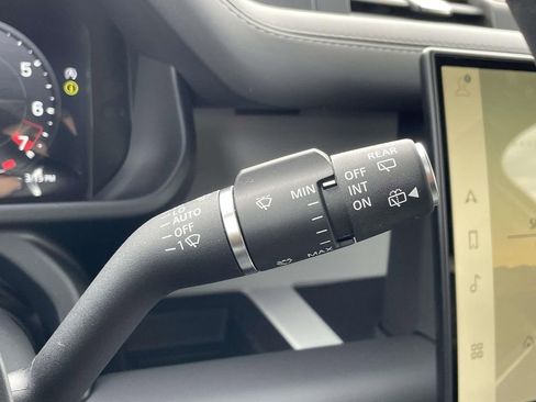 New 2026 Land Rover Defender 130 X-Dynamic SE AWD/4WD image 39