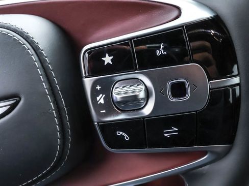 Used 2024 Genesis G90 3.5T image 26