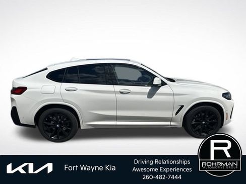 Used 2024 BMW X4 xDrive30i w/ Premium Package AWD/4WD image 8