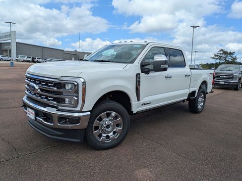 New 2026 Ford F250 Lariat w/ Lariat Ultimate Package AWD/4WD image 4