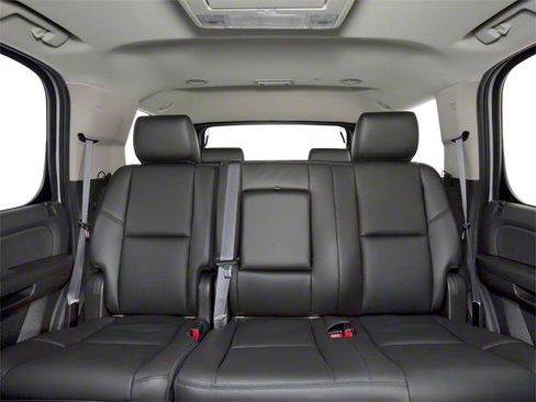 Used 2013 Chevrolet Tahoe LTZ image 14